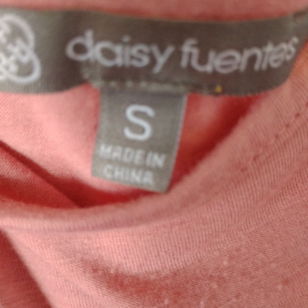 Daisy Fuentes Soft Pink Tee - Picture 2 of 2